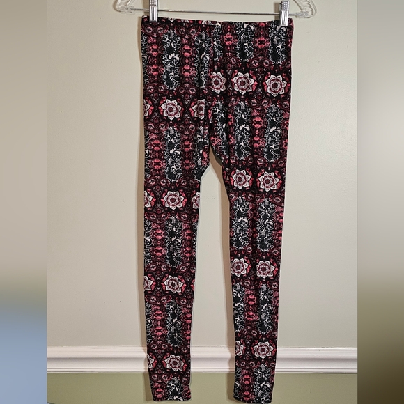 Pink Rose Pants - Floral Patterned Ladies Leggings Size M.